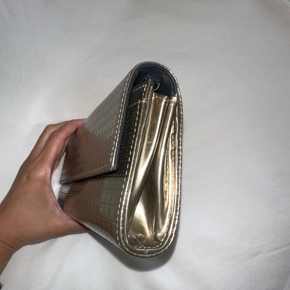 Dior metallic gold Wallet on Chain - Picture 4 of 12